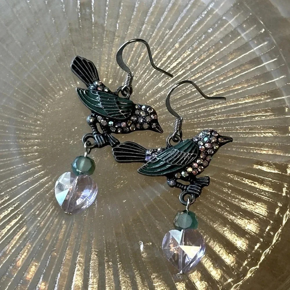 Handmade Green & Crystal Birds w/ Pink Glass Heart Dangle Earrings - Picture 4 of 4